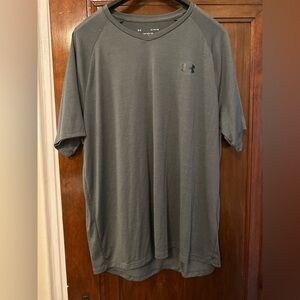 Under Armour Gray Short Sleeve Tee Casual Athletic Wear